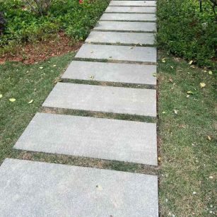 衢州 芝麻黑小区踏步、汀步石铺装效果