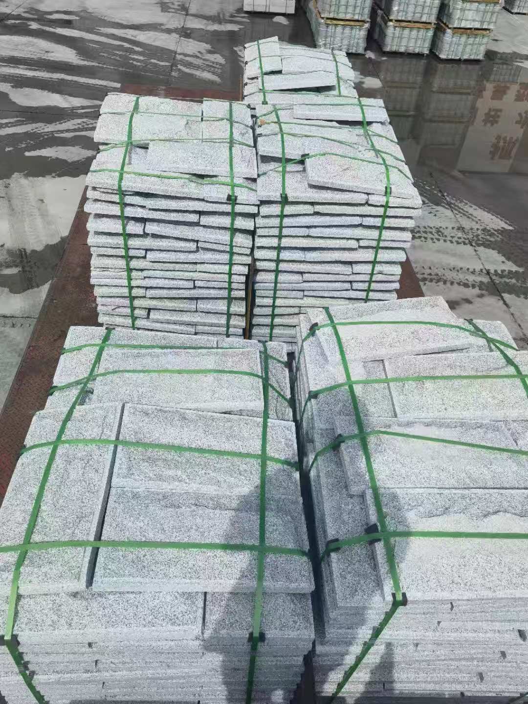 衢州 芝麻白蘑菇石装车出货