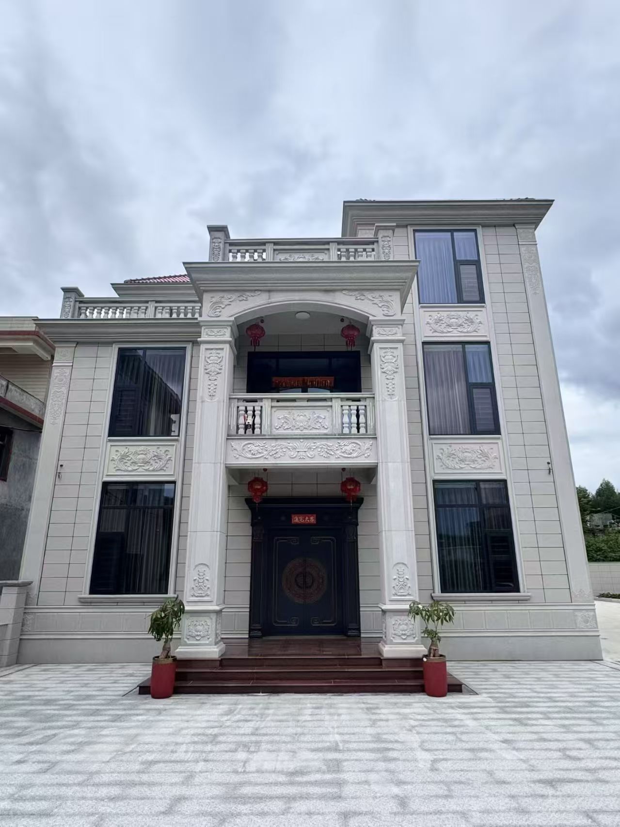 衢州 芝麻白石材别墅干挂案例展示