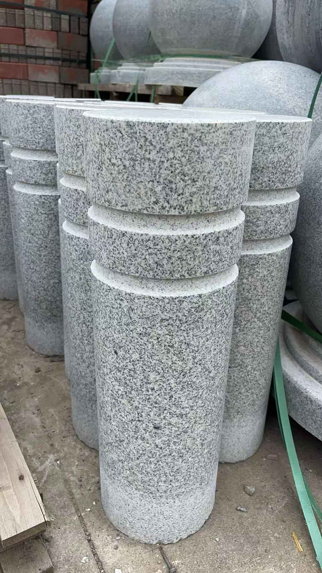 衢州 芝麻白花岗岩挡车柱、隔离柱多少钱