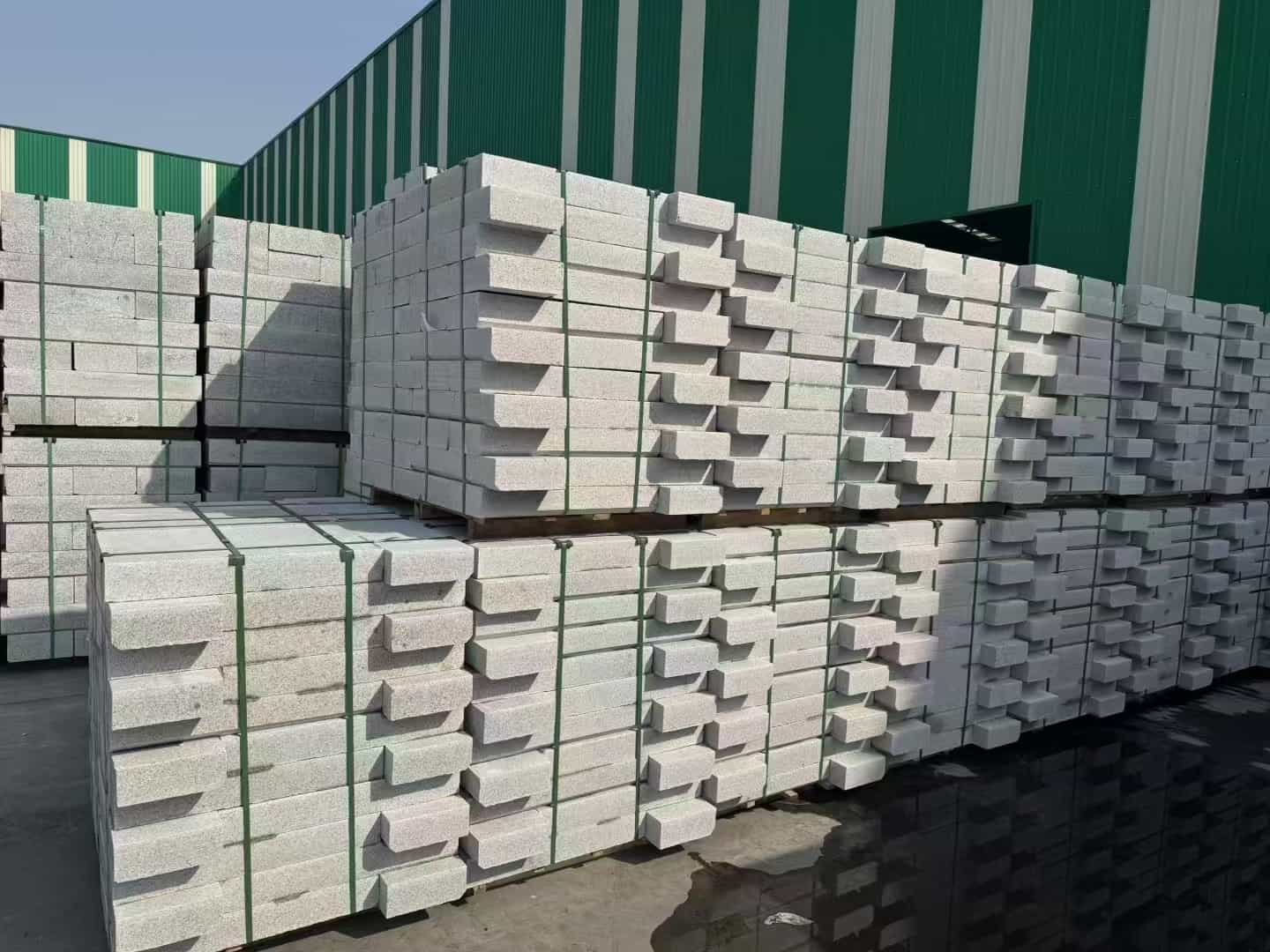 衢州芝麻白路沿石