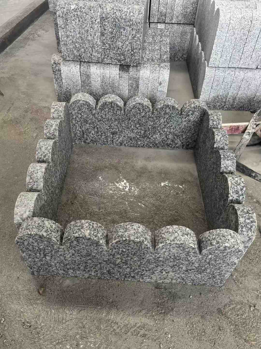 衢州 花边石、花坛围栏石、花池界石、菜园栅栏石、镶边石、波浪状界石介绍