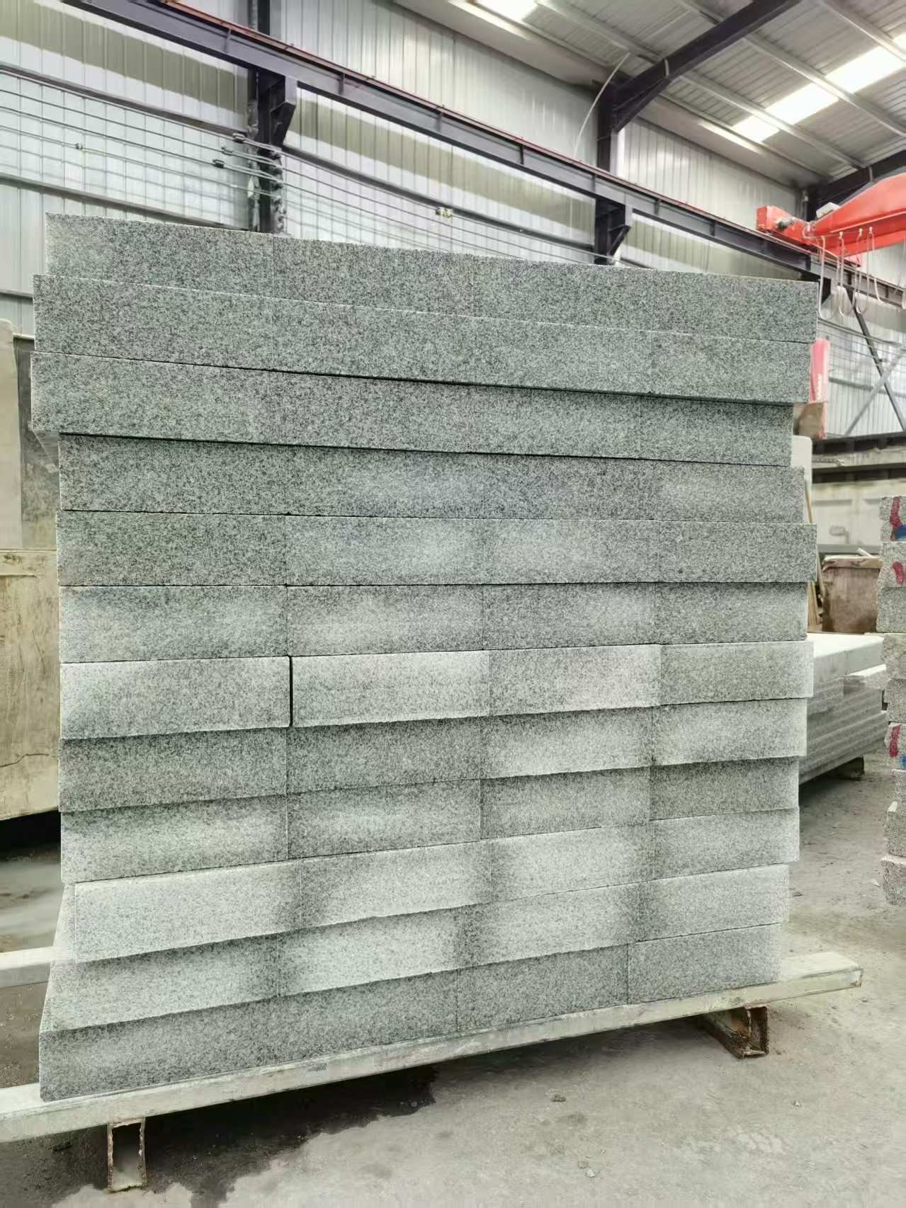 衢州 芝麻白10公分300*600广场地铺，A料定制，尺寸标准，厚薄均匀