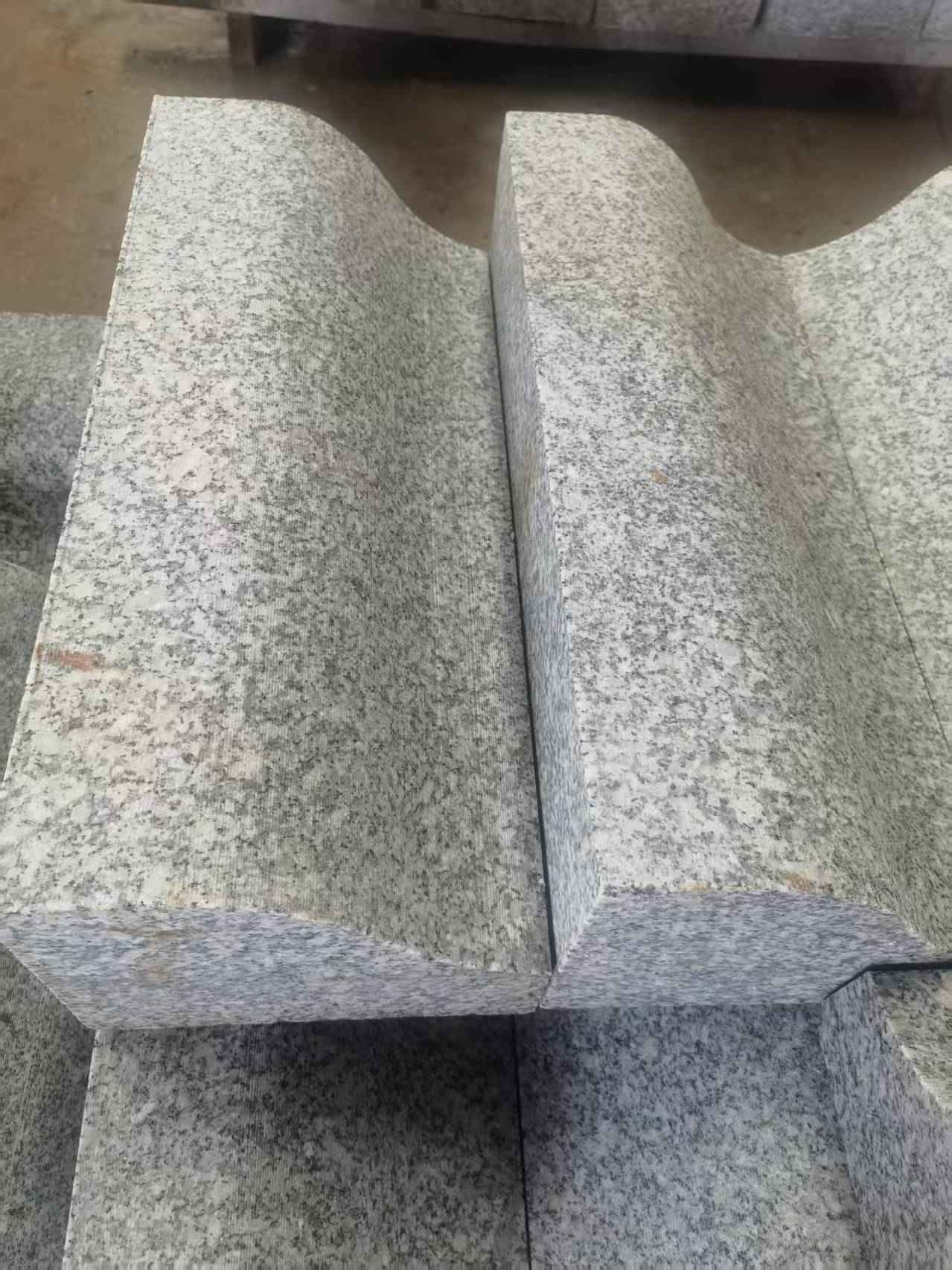 衢州芙蓉白S型拉丝面路沿石